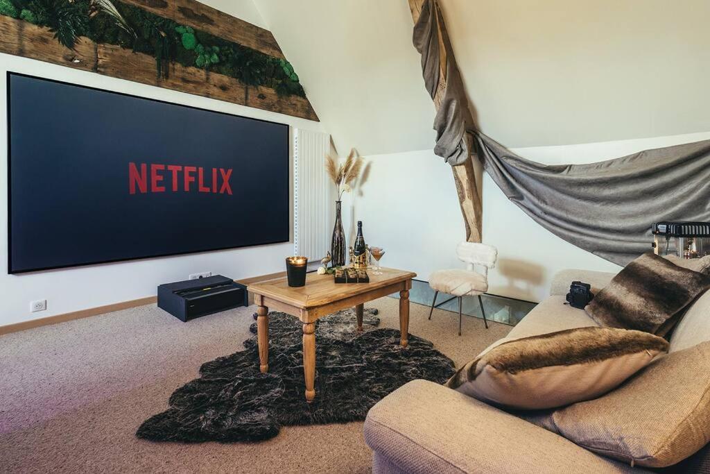 Le Duplex De L'Etoile Home Cinema Jacuzzi Et Sauna Privatif Longmesnil Extérieur photo