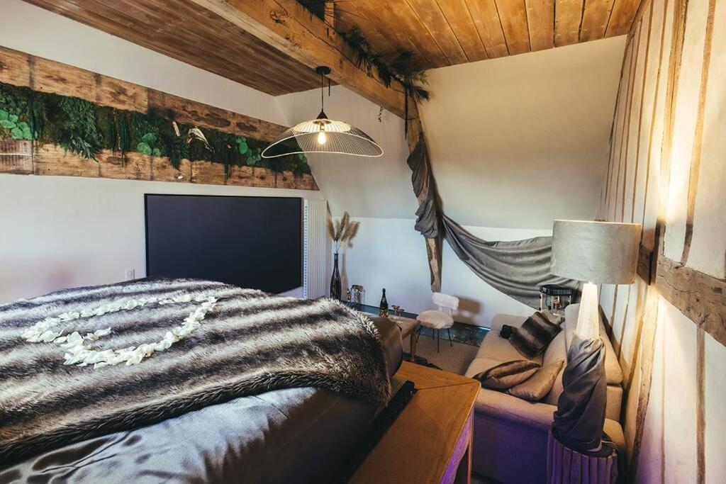Le Duplex De L'Etoile Home Cinema Jacuzzi Et Sauna Privatif Longmesnil Extérieur photo